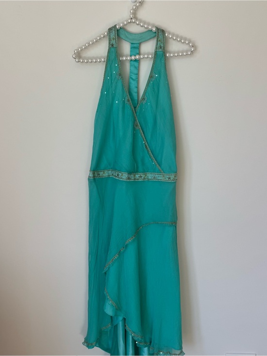 Laundry By Shelli Segal Dresses & Skirts - laundry by shelli segal teal beaded midi dress